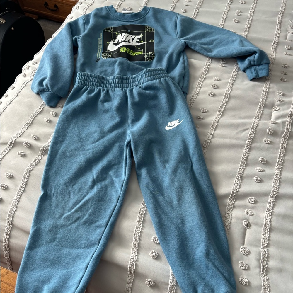 Nike Kids Matching Set in Blue